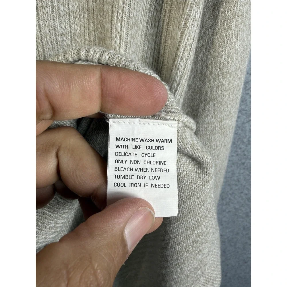 Axist Sweater Mens XL Beige V Neck Pullover Knit Acrylic Long Sleeve Casual